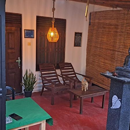 Kavidi Villa Home Stay Tangalle Exterior photo
